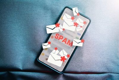 Cybersecurity Experts Warn: Why Replying “STOP” to Spam Texts Puts Your Data at Risk