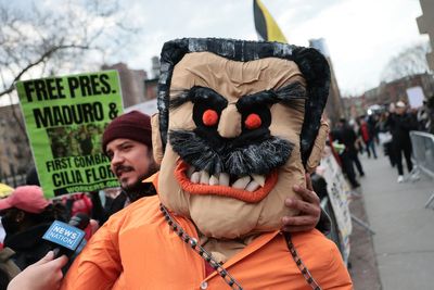 Protests at Nicolas Maduro’s court hearing as he and his wife face a judge
