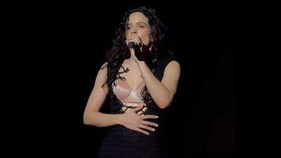 'I'm vomiting outside': Rosalía halts Milan concert over food poisoning scare