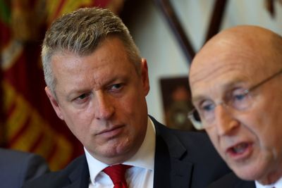 Hundreds of Afghan ex-special forces members given path to UK resettlement