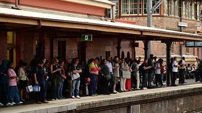 Fuel crisis drives Aussies to rethink how they travel