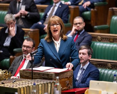 Rachel Reeves urged to raise taxes on companies profiting from war on Iran