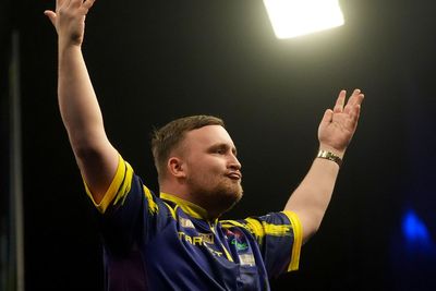 Luke Littler wows German crowd with stunning finish to take Premier League win