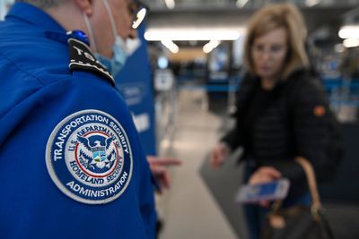 Trump says he will sign order to ‘immediately pay’ TSA agents as shutdown continues