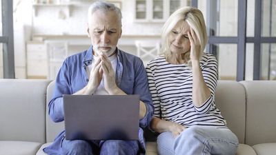 I gave my parents 7 ChatGPT prompts — now they’re using AI every single day