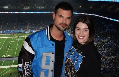 Taylor Lautner announces he and his wife Tay are expecting first child