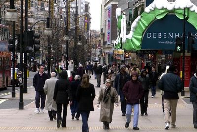 UK consumer confidence plunges amid ‘twin threat’ fallout from Iran war