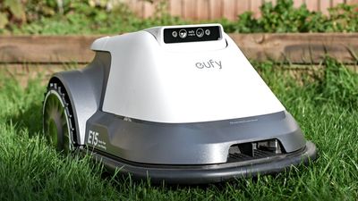 I tried the Eufy E15 for my first spring mow — it’s good, but has a serious navigation problem
