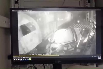 Train smashes into car after driver tries to rush over level crossing