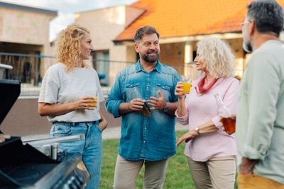 Safety Advocates Recommend 3 Verbal ‘Exit Codes’ Every Friend Group Should Know in 2026