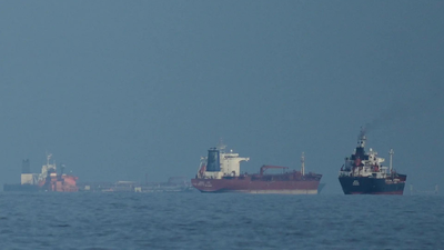 'Unusual': Two Chinese vessels abort bid to pass Strait of Hormuz despite Iran's assurances of safe passage