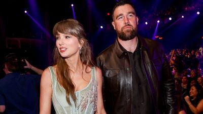 Taylor Swift Usually Goes Solo To Awards Shows. Why Seeing Her Dance With Travis Kelce At One Hits Different