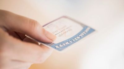 I'm a Wealth Adviser: This Social Security Claiming Mistake Can Hurt Women the Most