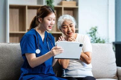 New Blood Test Can Detect Alzheimer’s Years Earlier — Offering Hope for Adults Over 50