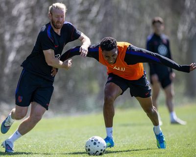 Sudden center-back shortage offers USMNT a chance to try World Cup-style adjustments