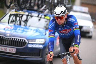 'Ciao' – peloton prepares for Mathieu van der Poel attack at E3 Saxo Classic, despite hand injury