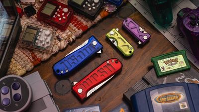 Remember your Nintendo Game Boy from the 90s? It’s now an everyday carry knife
