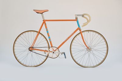 A world champion's track bike built by an Olympian