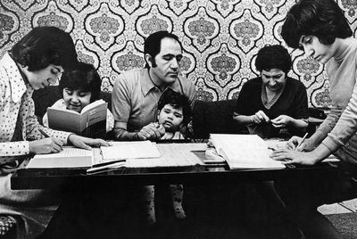 In an Istanbul market, I found an old German phrase book – and a reminder of how not to speak to migrants