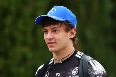 Antonelli stuns Russell with F1 Japanese GP pole as Verstappen endures tough qualifying - latest: