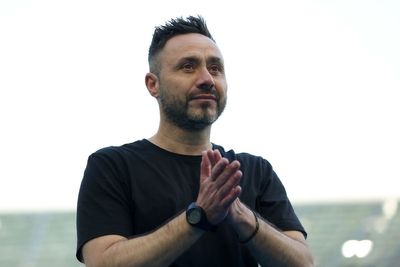 Tottenham urged not to appoint Roberto De Zerbi due to Mason Greenwood support