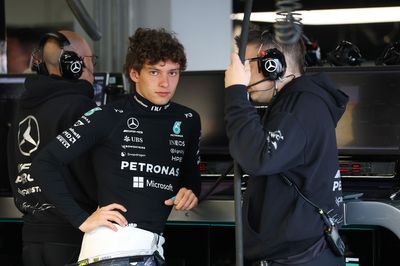 Karun Chandhok impressed by Kimi Antonelli: "Had the upper hand" over George Russell all weekend