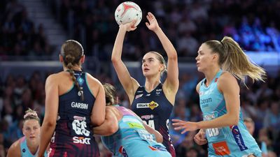 Mavericks suffer netball heartbreak at hands of Vixens