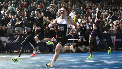 Kennedy edges Gout in 200m showdown in Melbourne