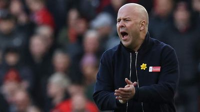 Arne Slot Slammed by International Manager Over Use of Star Player