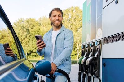 Texas Gas Prices Hold Steady While Other States Climb — What’s Keeping Costs Down?