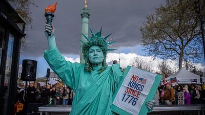 Huge crowds protest against Trump in 'No Kings' rallies in the US and abroad