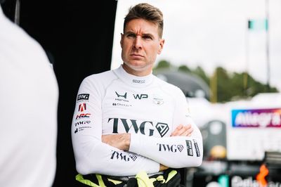 Will Power crashes in Barber qualifying but "can definitely win” from the back