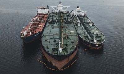 7 Countries Iran Allows to Pass Through the Strait of Hormuz — and Those Left Stranded