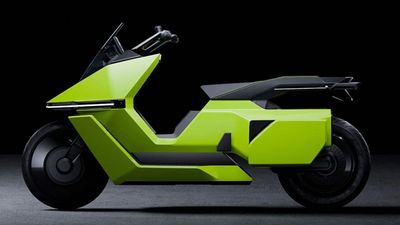 This self-balancing electric scooter is straight up sci-fi – I need one in my life