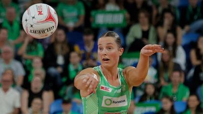 Aiken-George stars as Fever thrash winless Giants