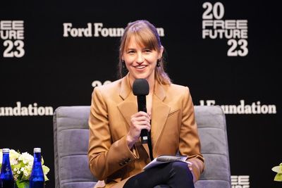 Modeling industry activist calls for inquiry into how agencies ‘facilitated Epstein’s abuse’