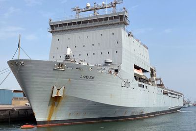 Royal Navy fits ship with advanced minehunting drones ahead of possible Hormuz deployment