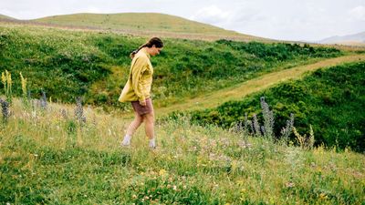 An exercise physiologist says more injuries occur when walking downhill than uphill—here’s why and what you can do to avoid them