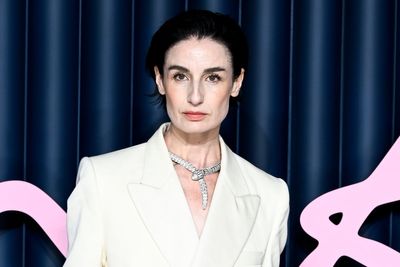 Erin O’Connor says Instagram deleted Mother’s Day pregnancy photo for breaking ‘nudity guidelines’