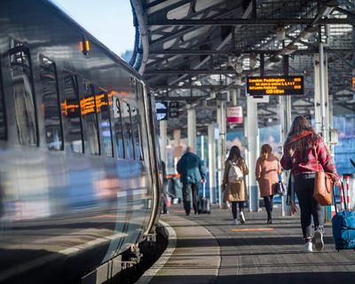 EU offers UK ‘emergency brake’ on youth mobility scheme numbers