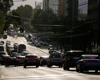 Labor backs Greens inquiry into gas export tax – as it happened