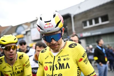 'It was clear that Mathieu was not pulling full gas' – Wout van Aert foiled by 'defensive' ride from Van der Poel in promising In Flanders Fields attack