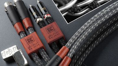 Comparison of $4,000 boutique audio cable to $7 Amazon Basics cable shows audiophiles waste a lot of money — scientific audio equipment analysis with analyzer shows no difference in quality