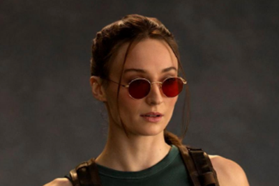 Tomb Raider halts production after Sophie Turner injured