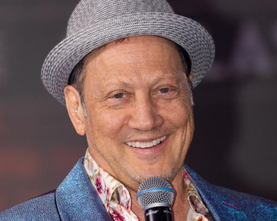 Rob Schneider calls on US to restore military draft