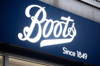 Teenage boy admits high street shoplifting spree of almost £140,000