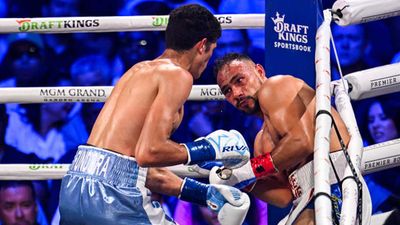 Boxing Notes: Sebastian Fundora Dominates Keith Thurman