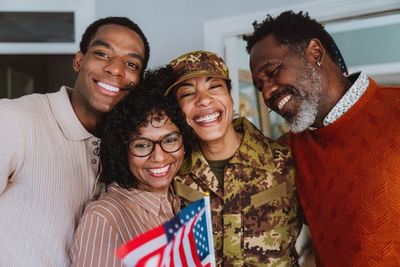 Little‑Known Veteran Perks: Dozens of Major Retailers Offer Free Coupons and Year‑Round Discounts