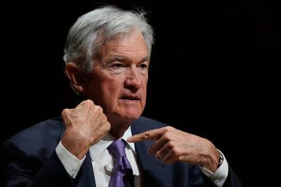 Jerome Powell to Gen Z: Don’t fear AI—master it