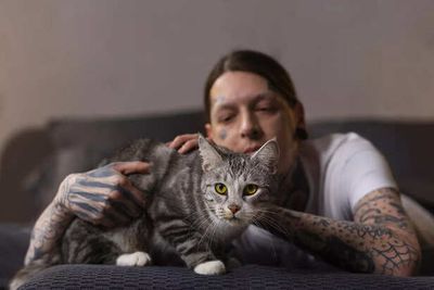 Do Cats Meow More At Men